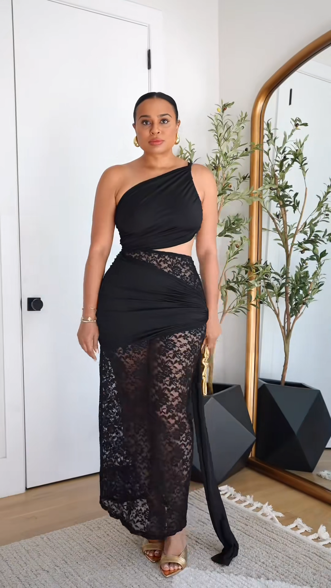 Hollow lace ribbon dress