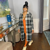 Casual and stylish classic plaid coat